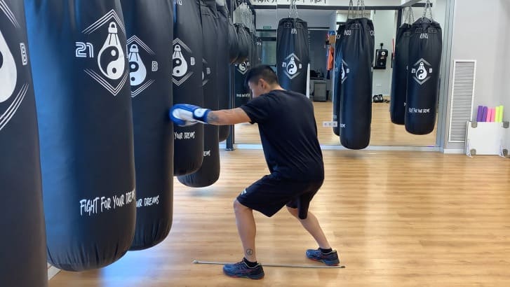 golpes al cuerpo y desplazamientos laterales-boxeo online
